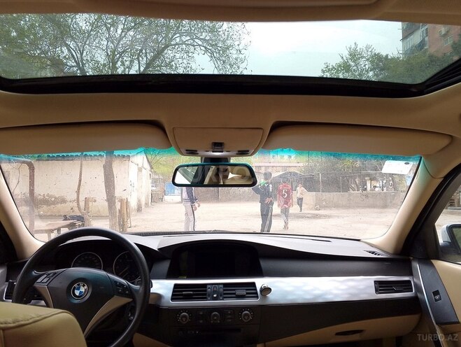 BMW 520 2004, 300,300 km - 2.0 l - Bakı