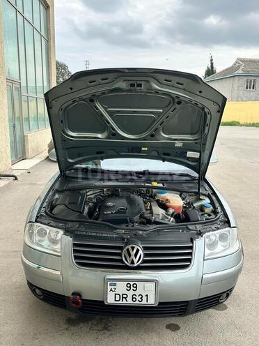 Volkswagen Passat 2004, 226,000 km - 1.8 l - Salyan