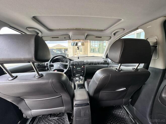 Volkswagen Passat 2004, 226,000 km - 1.8 l - Salyan