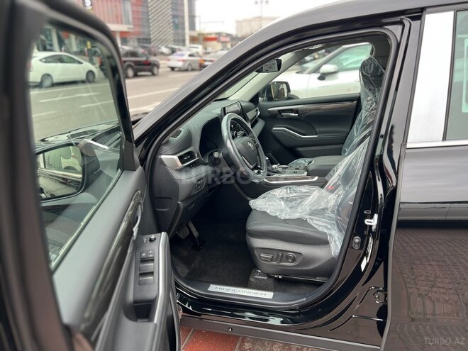 Toyota Highlander-7