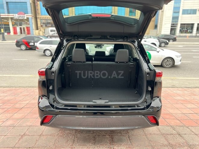 Toyota Highlander-5