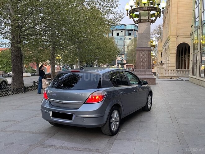 Opel Astra 2006, 350,000 km - 1.3 l - Gəncə