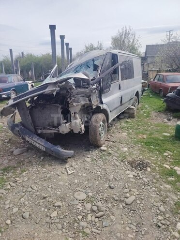Ford Transit-1