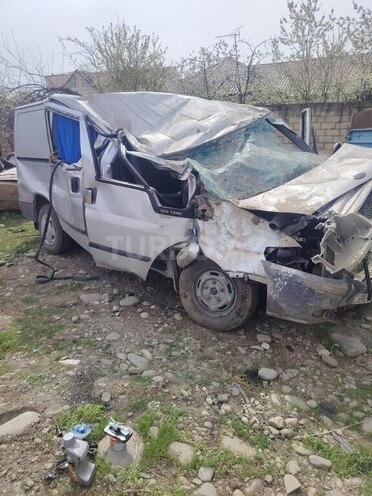 Ford Transit-7