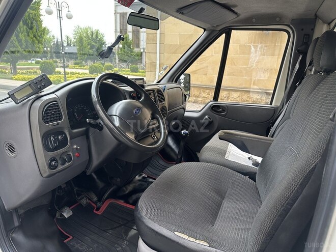 Ford Transit 2005, 420,000 km - 2.4 л - Balakən