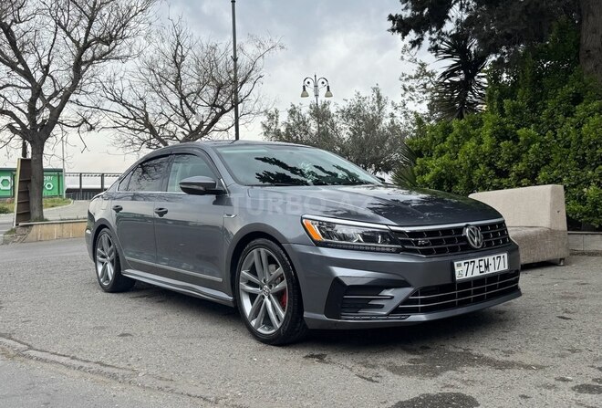 Volkswagen Passat 2017, 190,000 km - 1.8 л - Bakı
