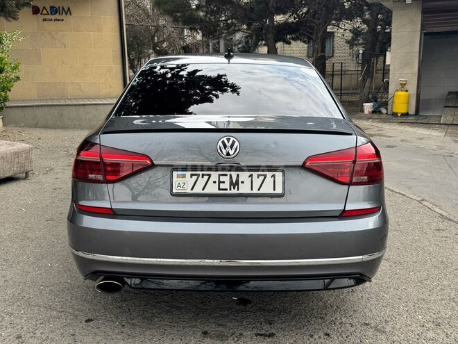 Volkswagen Passat 2017, 190,000 km - 1.8 л - Bakı