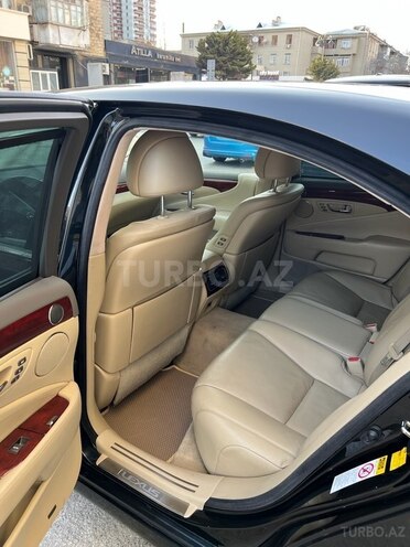 Lexus LS 460 2007, 242,000 km - 4.6 l - Bakı