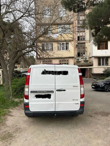 Mercedes Vito 115 2010, 182,000 km - 2.2 л - Bakı