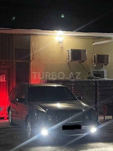 Mercedes E 200 1998, 450,000 km - 2.0 l - Bərdə