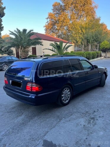 Mercedes E 200 1998, 450,000 km - 2.0 l - Bərdə
