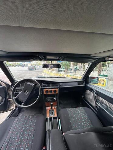 Mercedes 190 1990, 405,000 km - 1.8 л - Mingəçevir