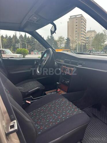 Mercedes 190 1990, 405,000 km - 1.8 л - Mingəçevir