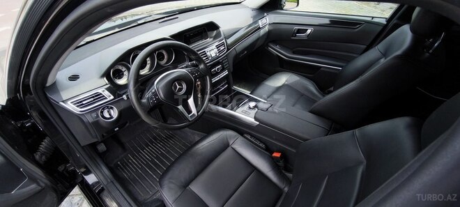 Mercedes E 200 d 2015, 367,749 km - 2.2 л - Bakı