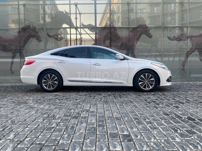 Hyundai Grandeur 2015, 222,000 km - 2.2 l - Bakı
