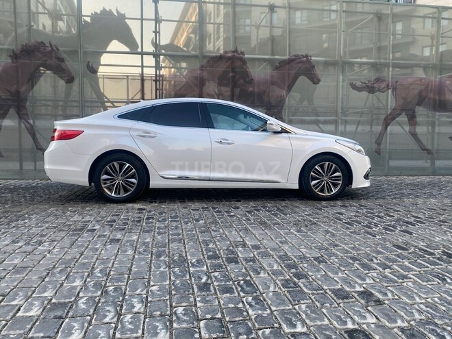 Hyundai Grandeur 2015, 222,000 km - 2.2 l - Bakı