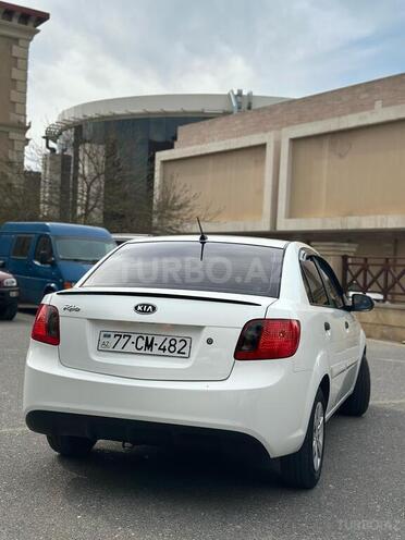 Kia Rio 2011, 200,000 km - 1.4 l - Bakı