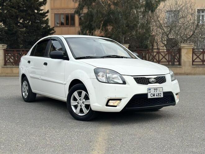 Kia Rio 2011, 200,000 km - 1.4 l - Bakı