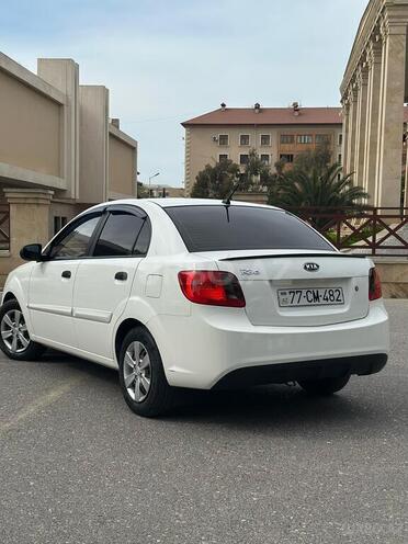 Kia Rio 2011, 200,000 km - 1.4 l - Bakı