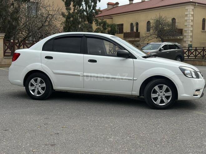 Kia Rio 2011, 200,000 km - 1.4 l - Bakı