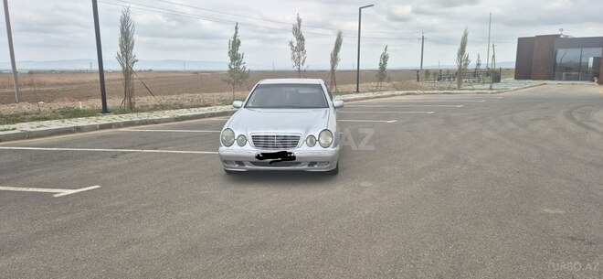 Mercedes E 220 d 2001, 500,600 km - 2.2 л - Gəncə