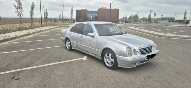Mercedes E 220 d 2001, 500,600 km - 2.2 л - Gəncə