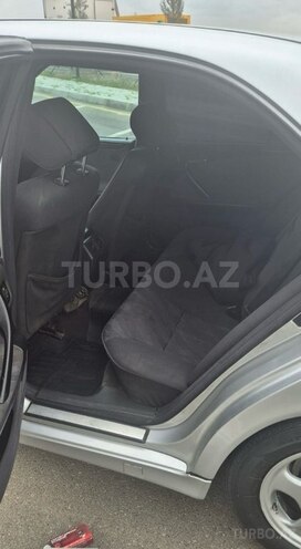 Mercedes E 220 d 2001, 500,600 km - 2.2 л - Gəncə