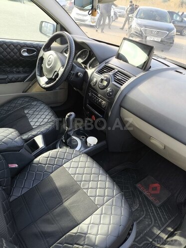 Renault Megane-5