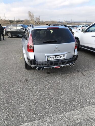 Renault Megane-7