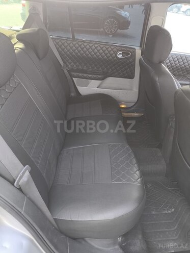 Renault Megane-6