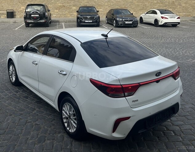 Kia Rio 2018, 298,300 km - 1.6 l - Bakı