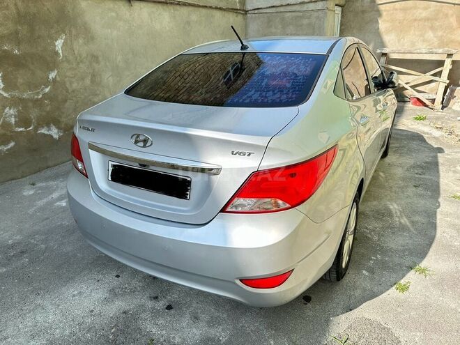 Hyundai Accent 2015, 133,000 km - 1.6 l - Xırdalan