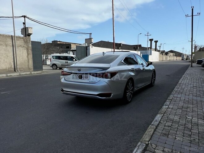 Lexus ES 300h 2021, 27,500 km - 2.5 l - Bakı