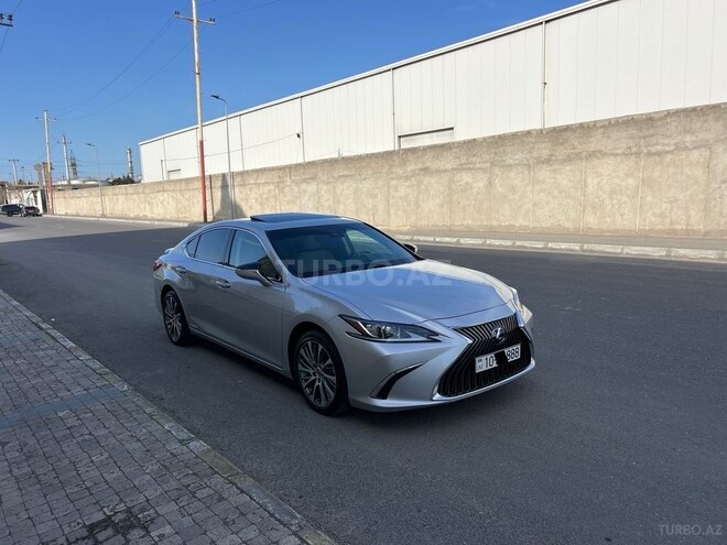 Lexus ES 300h 2021, 27,500 km - 2.5 l - Bakı
