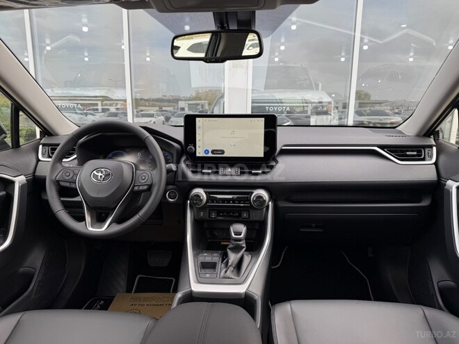 Toyota RAV4-16