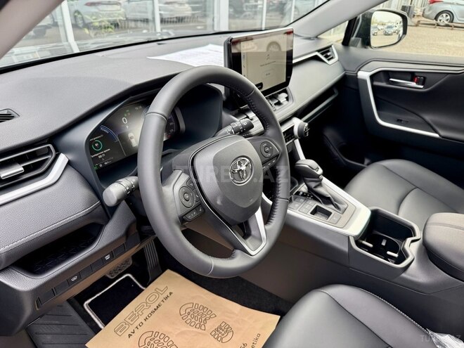 Toyota RAV4-13