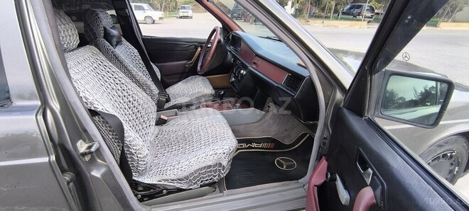 Mercedes 190 1991, 395,000 km - 1.8 l - Sumqayıt