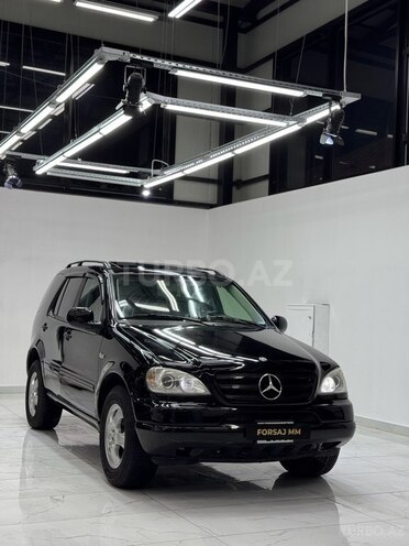 Mercedes ML 320 4MATIC 2001, 199,000 km - 3.2 л - Bakı