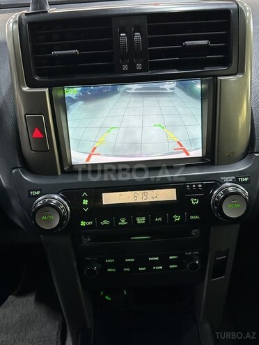 Toyota Land Cruiser Prado-17