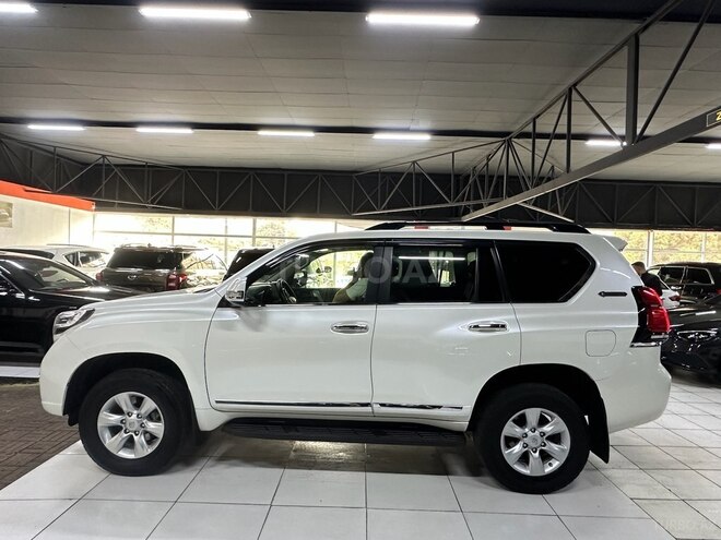 Toyota Land Cruiser Prado-8
