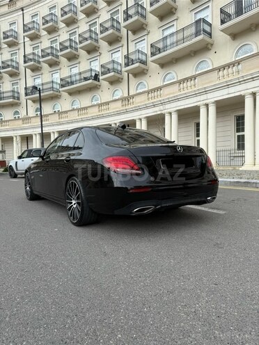 Mercedes E 200 d 2016, 196,000 km - 2.0 l - Bakı
