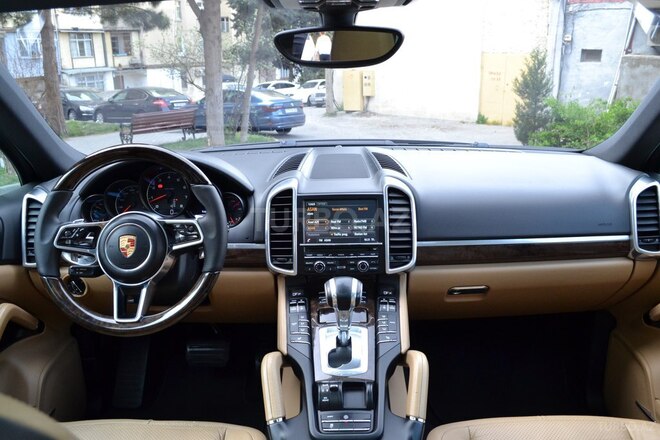 Porsche Cayenne 2015, 202,000 km - 3.6 l - Bakı