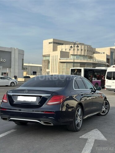 Mercedes E 300 2017, 96,000 km - 2.0 l - Qazax