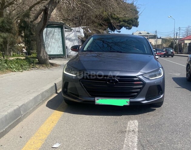 Hyundai Elantra 2018, 124,000 km - 2.0 л - Bakı