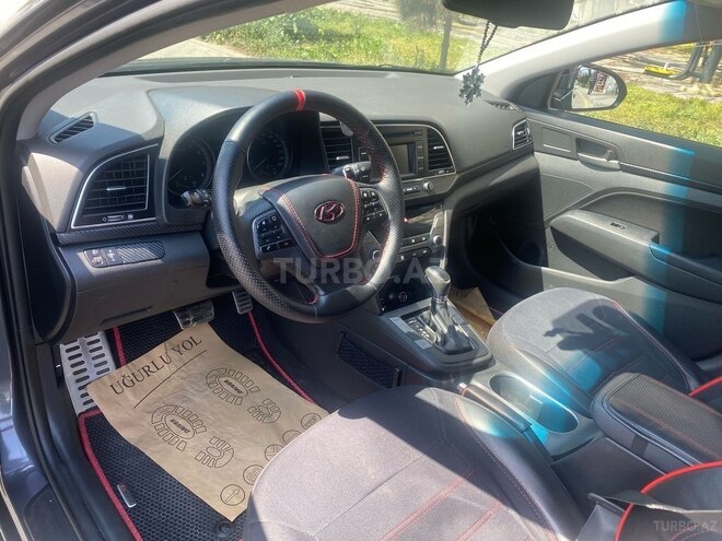 Hyundai Elantra 2018, 124,000 km - 2.0 л - Bakı