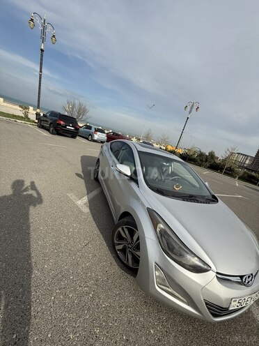 Hyundai Elantra 2015, 147,000 km - 1.8 л - Bakı