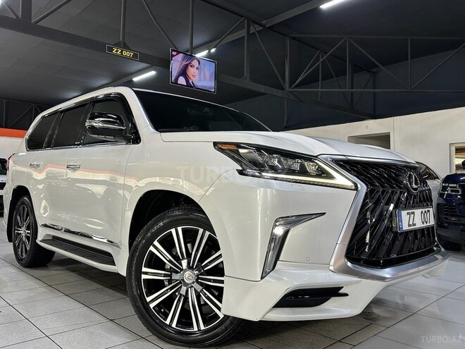 Lexus LX 450d-5