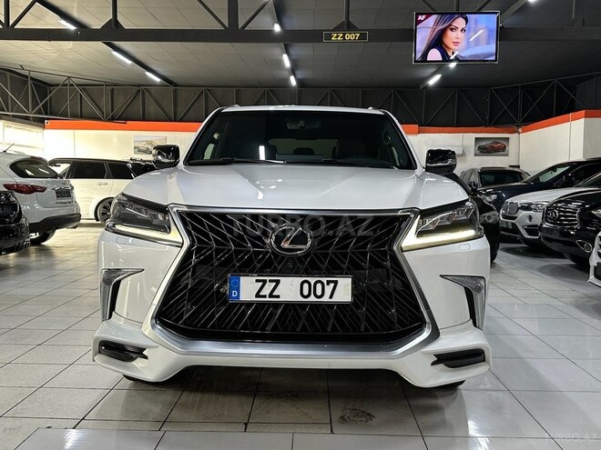 Lexus LX 450d-2