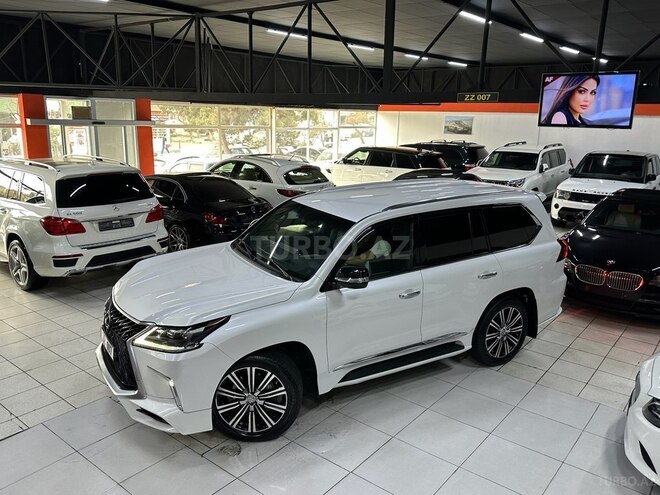 Lexus LX 450d-10