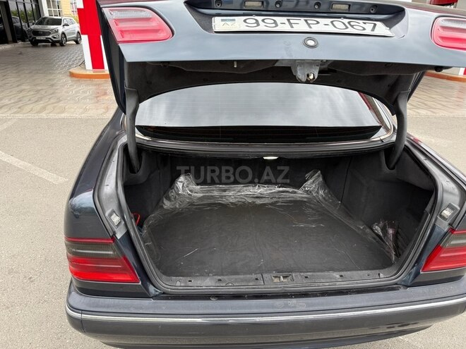 Mercedes E 200 2000, 385,222 km - 2.0 l - Ağcabədi